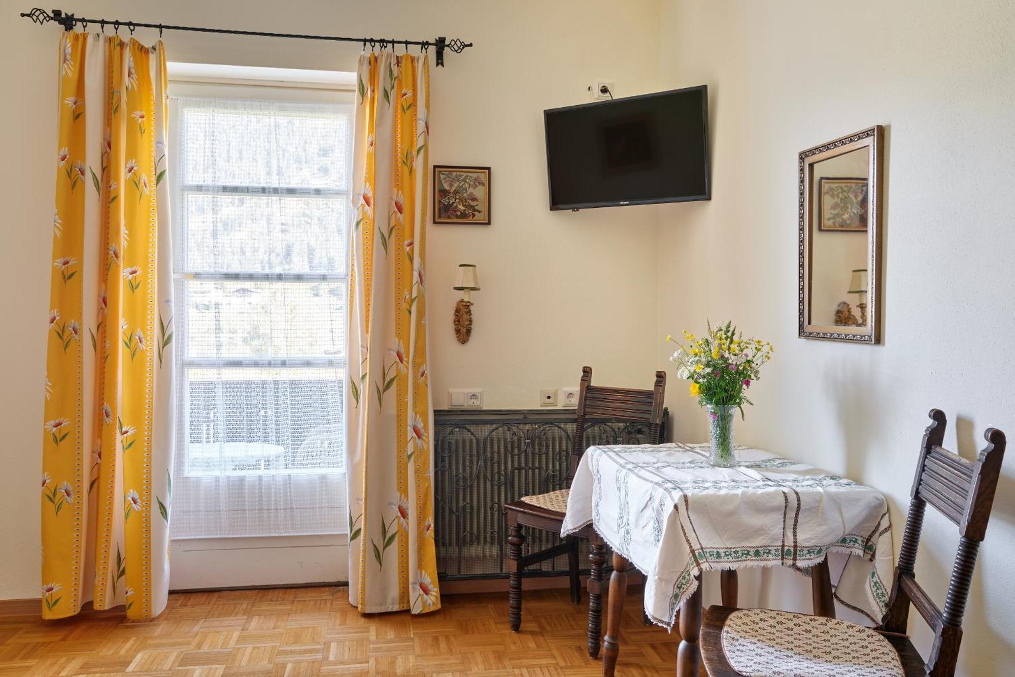 וויסנסי Hotel Harrida מראה חיצוני תמונה