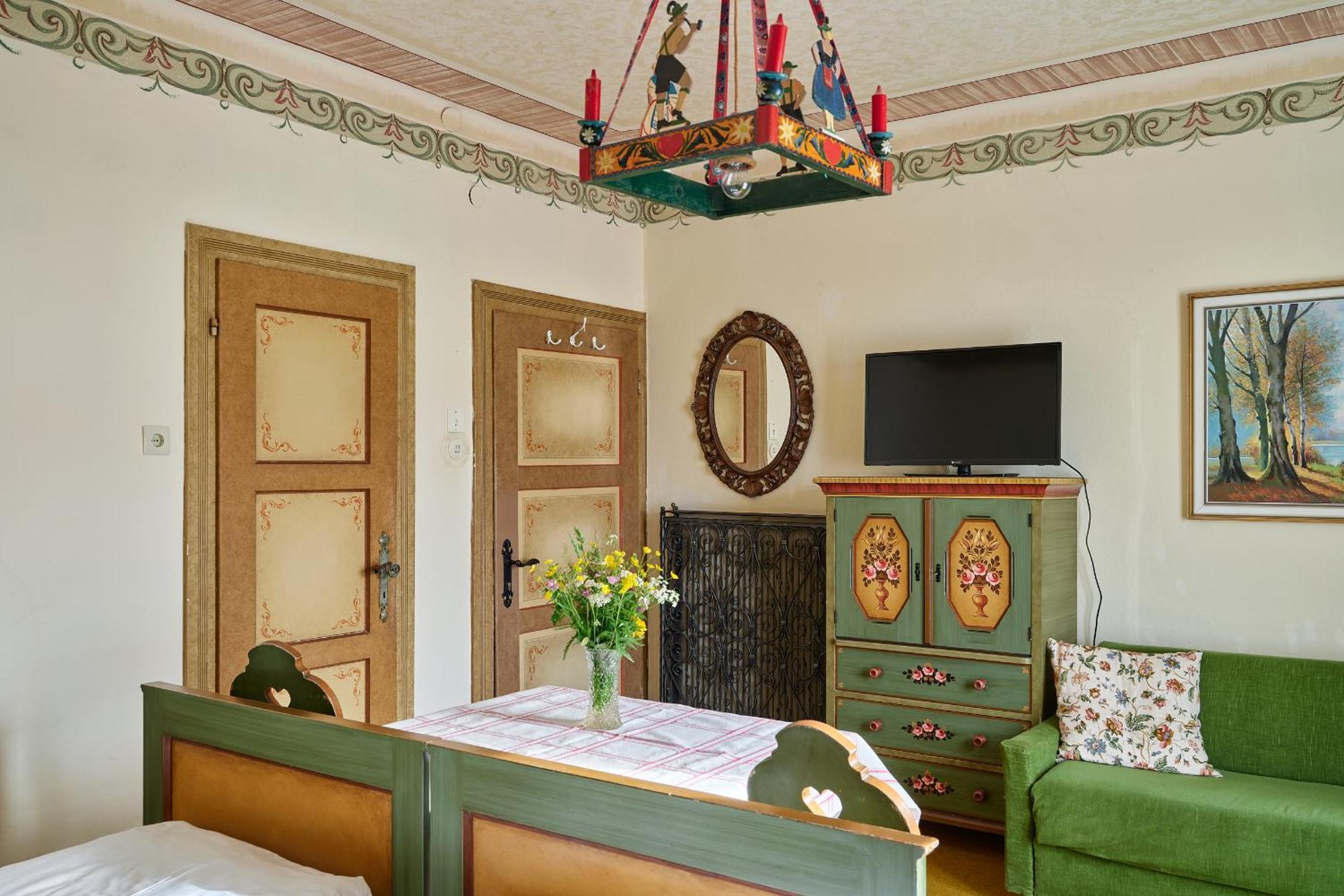 וויסנסי Hotel Harrida מראה חיצוני תמונה